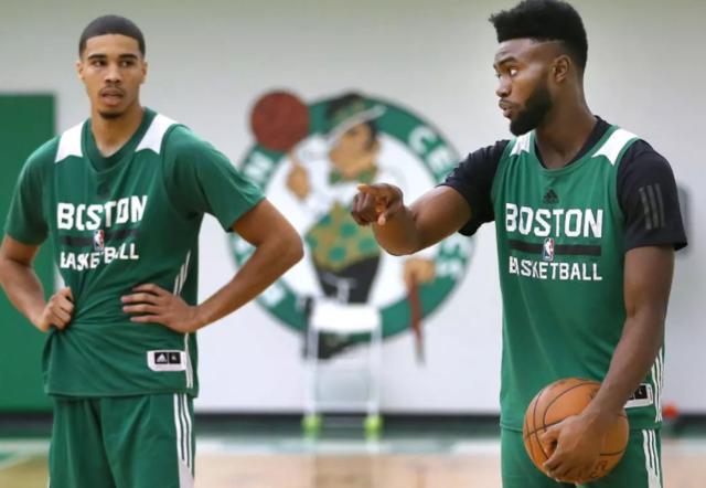 NBA季后赛首轮战况总结（NBA季后赛首轮战报回顾）