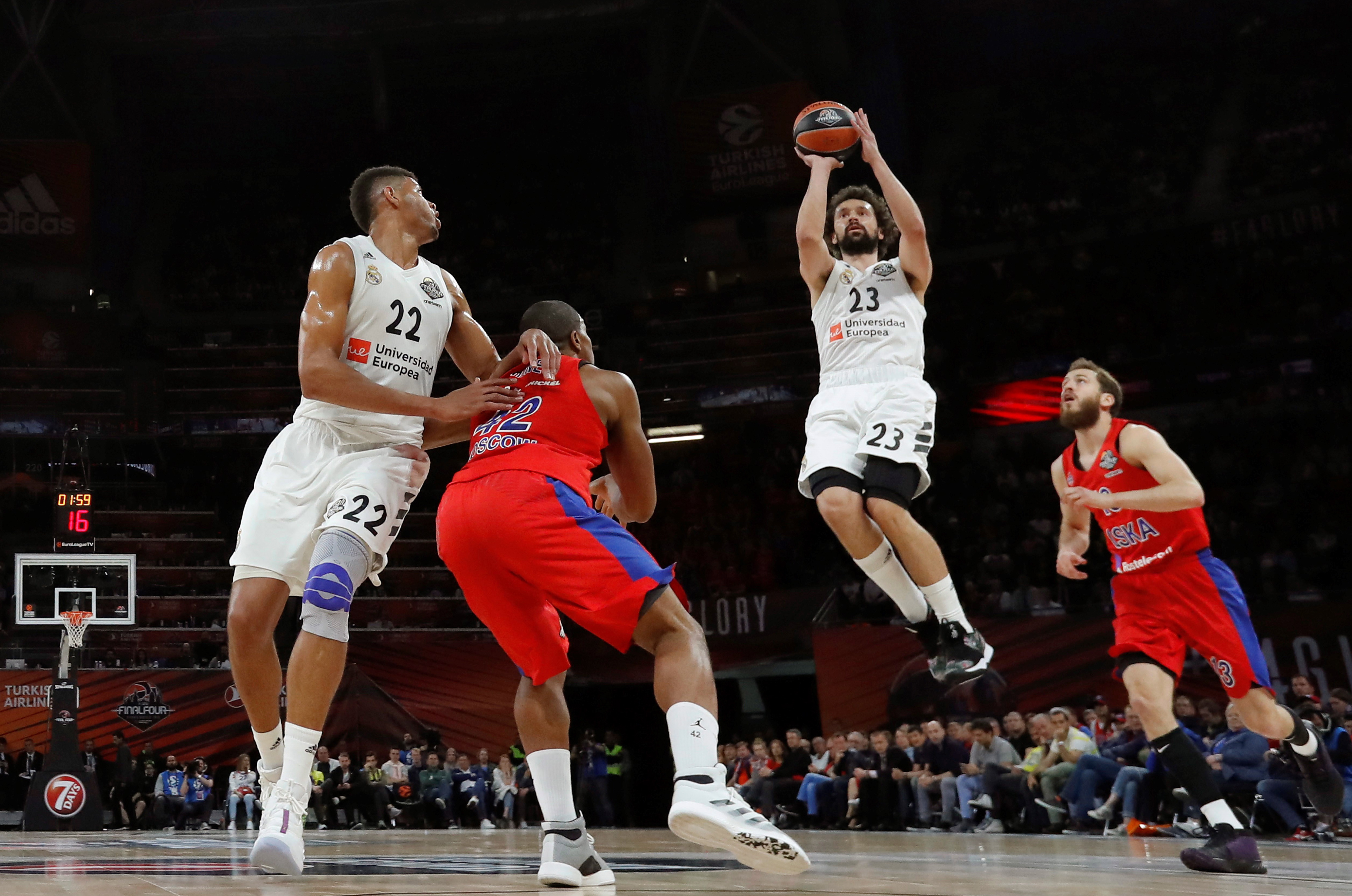 意甲三分制时代以来，米兰前14轮拿超过30分最终都排名前三（三分制以来，米兰首14轮拿到30+分的赛季最终均跻身前三）