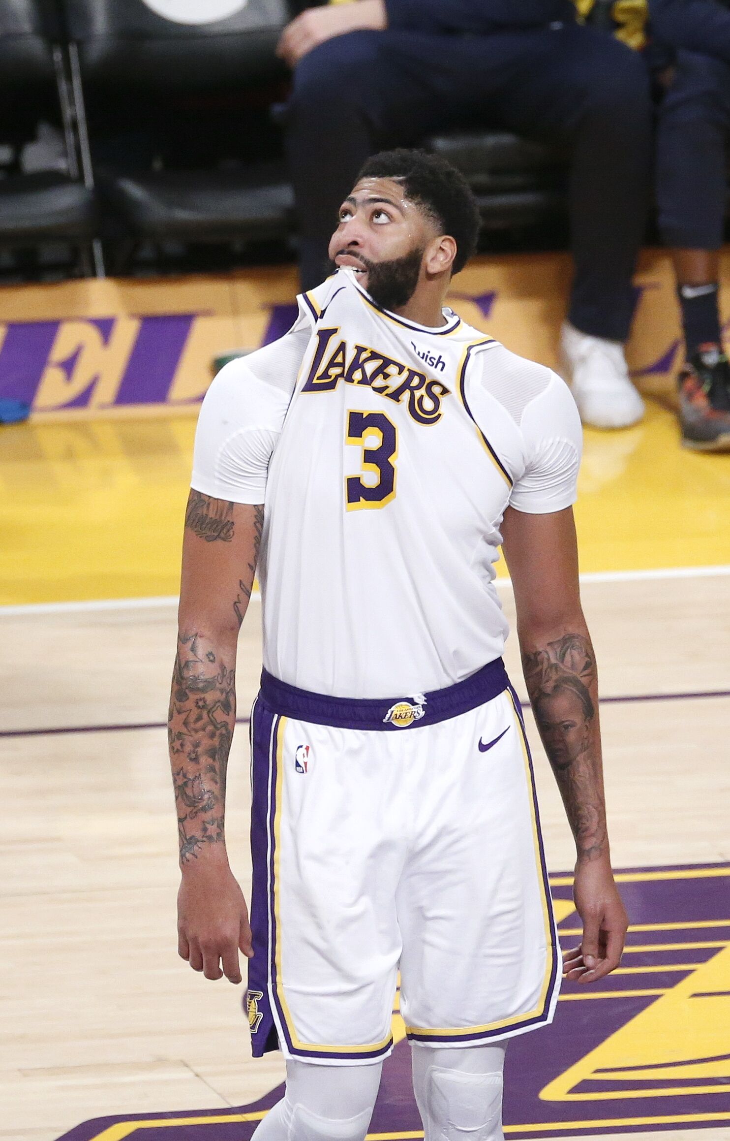 巴恩斯对战曼城全场数据：2粒进球，18次传球16次成功（巴恩斯战曼城表现：梅开二度，18次传球16次成功）