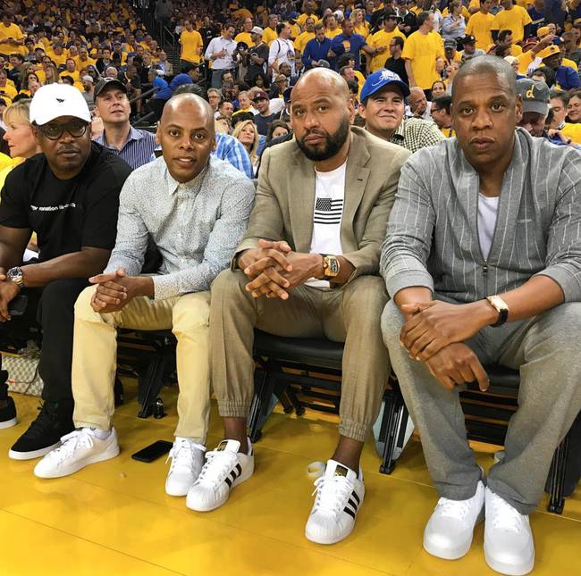 波尔图官方：与迪奥戈·科斯塔完成续约，新合同至2030年（波尔图官宣与迪奥戈·科斯塔续约，合同期至2030年）